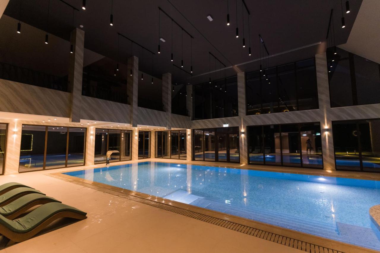 Nedei Hotel&Spa Transalpina Martinie エクステリア 写真