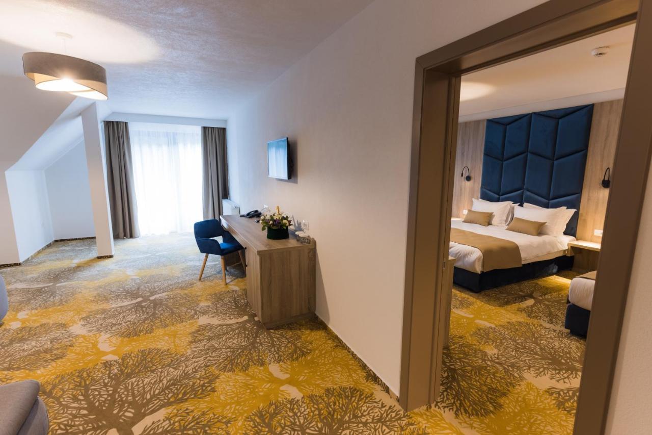 Nedei Hotel&Spa Transalpina Martinie エクステリア 写真