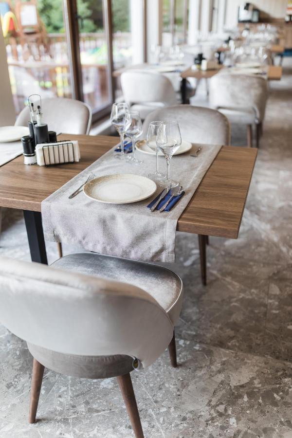Nedei Hotel&Spa Transalpina Martinie エクステリア 写真