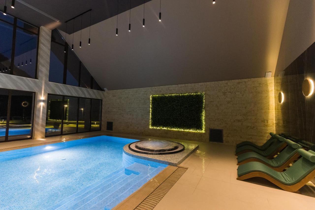 Nedei Hotel&Spa Transalpina Martinie エクステリア 写真