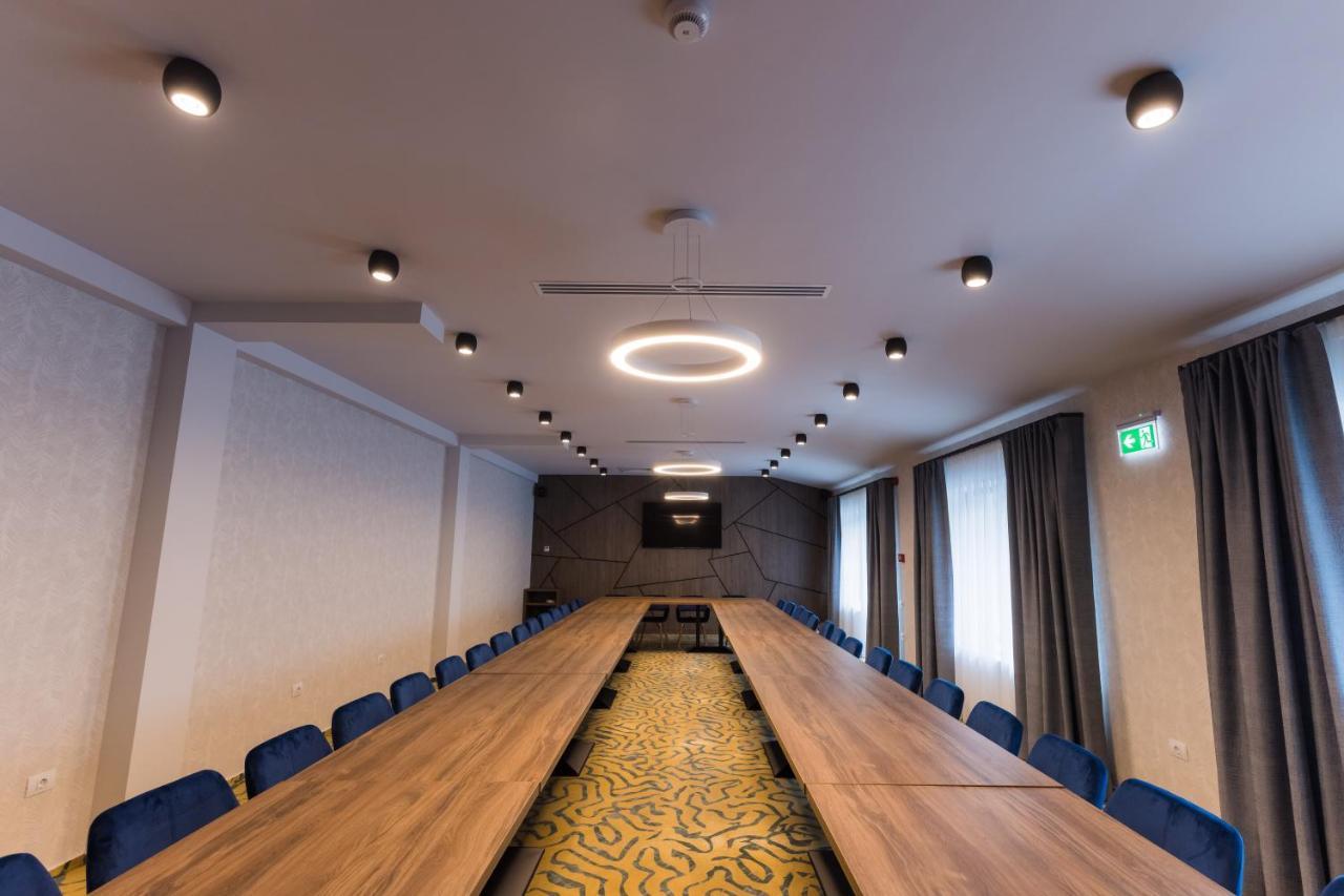 Nedei Hotel&Spa Transalpina Martinie エクステリア 写真