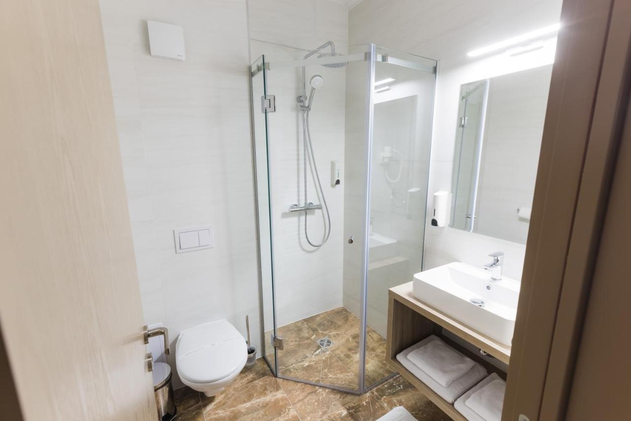 Nedei Hotel&Spa Transalpina Martinie エクステリア 写真