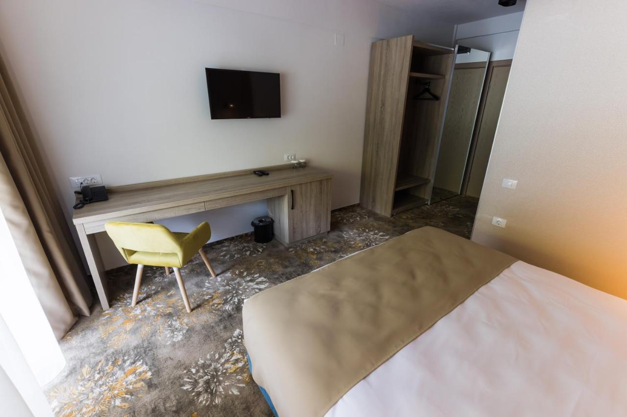 Nedei Hotel&Spa Transalpina Martinie エクステリア 写真